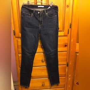Levis 711 Jeans